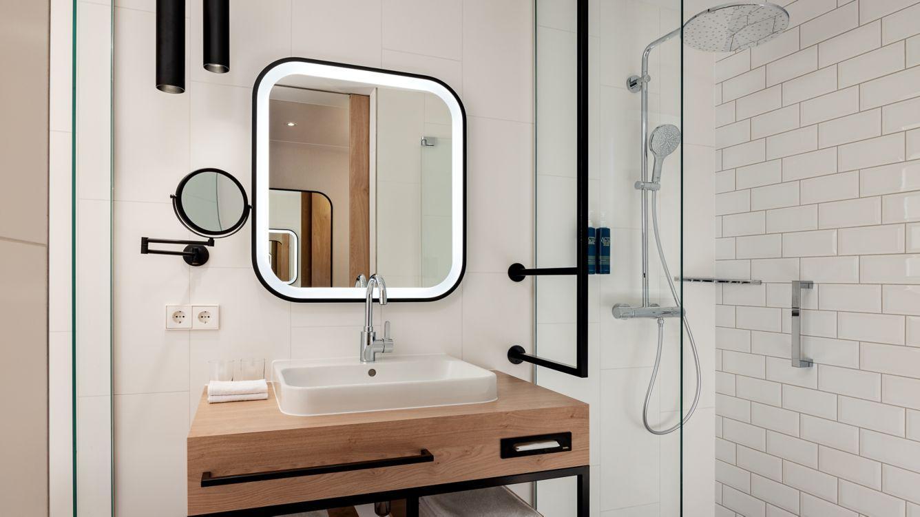 Four Points by Sheraton Panoramahaus Dornbirn Bagian luar foto