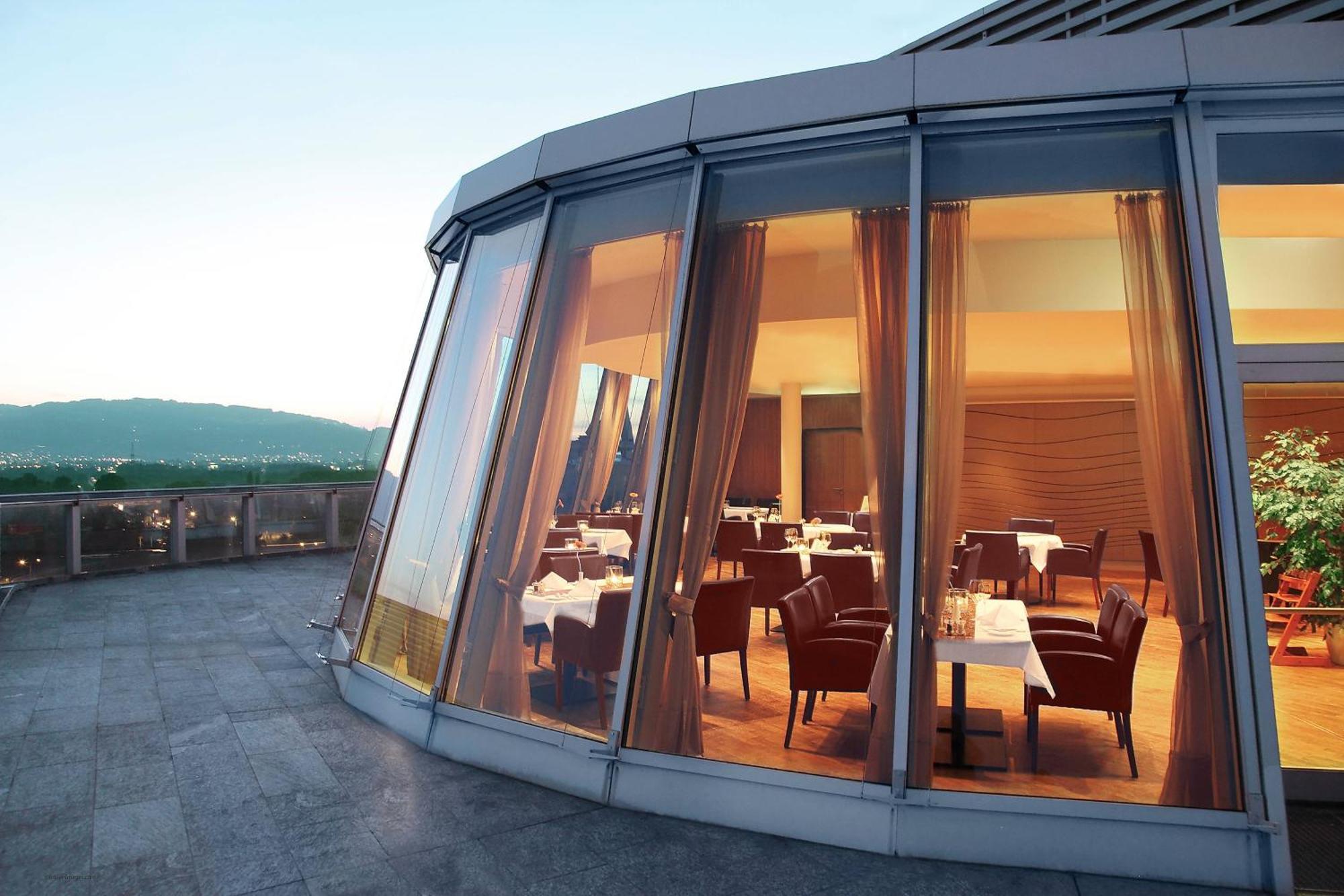 Four Points by Sheraton Panoramahaus Dornbirn Bagian luar foto
