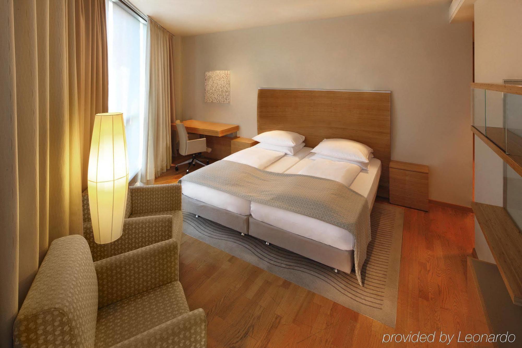 Four Points by Sheraton Panoramahaus Dornbirn Bagian luar foto